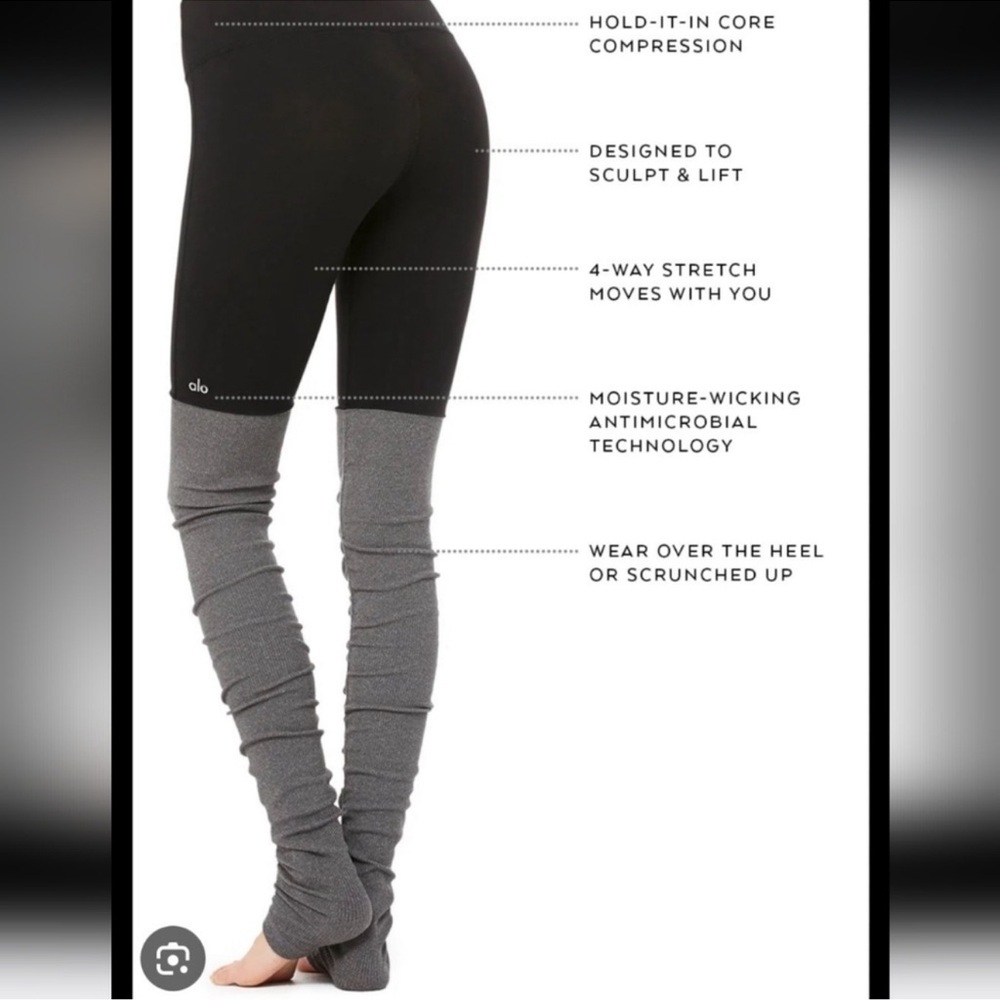 Alo Yoga Goddess Ribbed Ruched Leggings Gray & Black - Picture 3 of 14